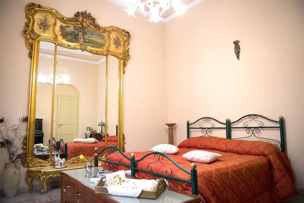 La Casa Di Via Narbone Hotel Palermo Exterior photo